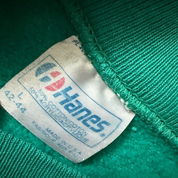 Vintage Hanes Victoria Canada Iris Sweatshirt Size Large Made in USA - Picture 4 of 8